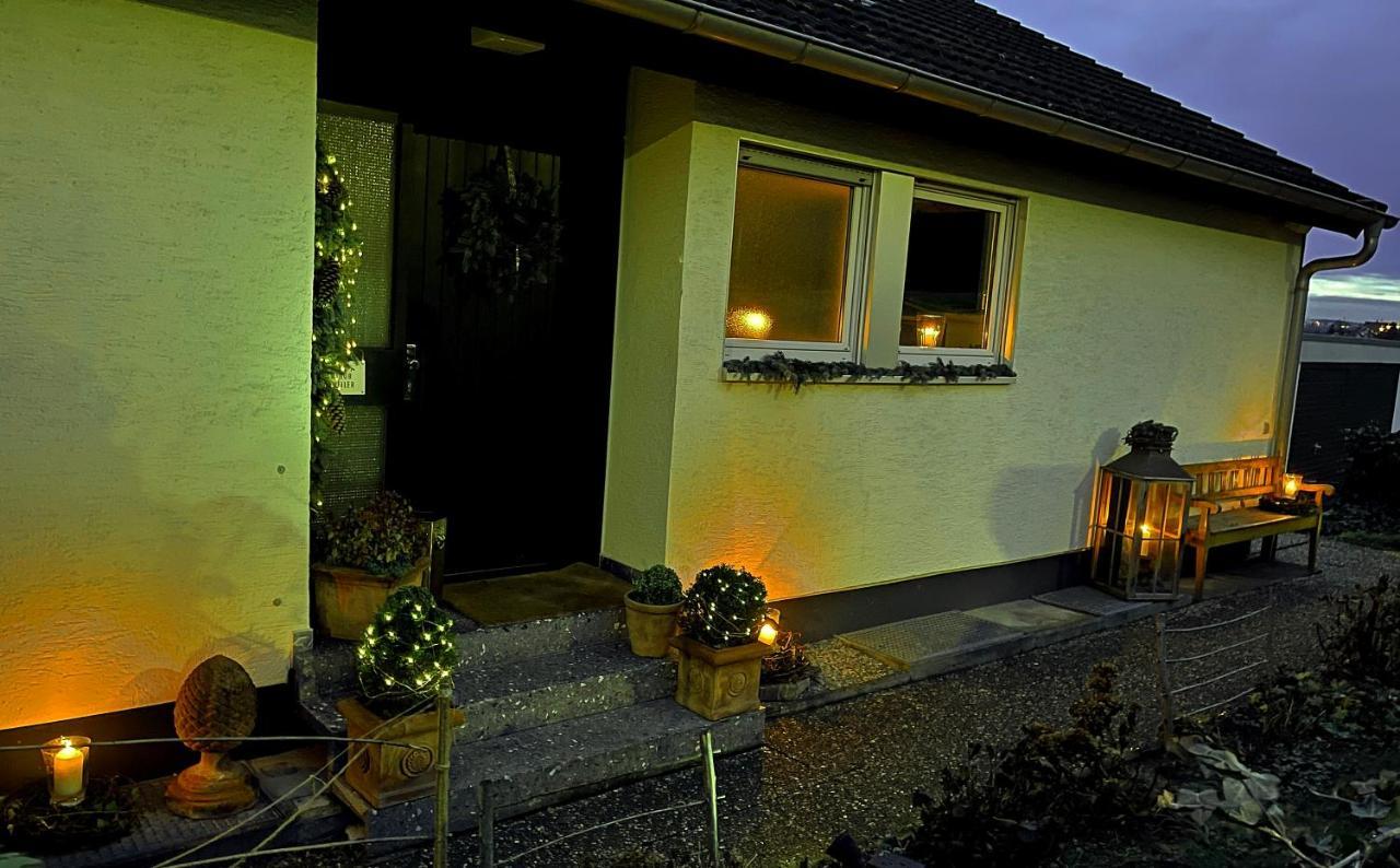 Esslingen Apartment: Long-Stay Comfort near Stuttgart Messe & Airport Altbach Exterior photo