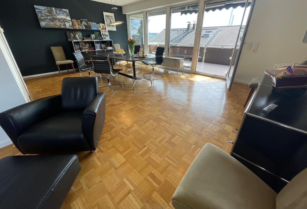 Esslingen Apartment: Long-Stay Comfort near Stuttgart Messe & Airport Altbach Exterior photo