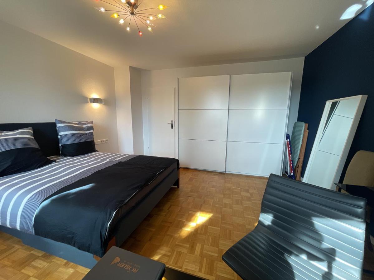 Esslingen Apartment: Long-Stay Comfort near Stuttgart Messe & Airport Altbach Exterior photo