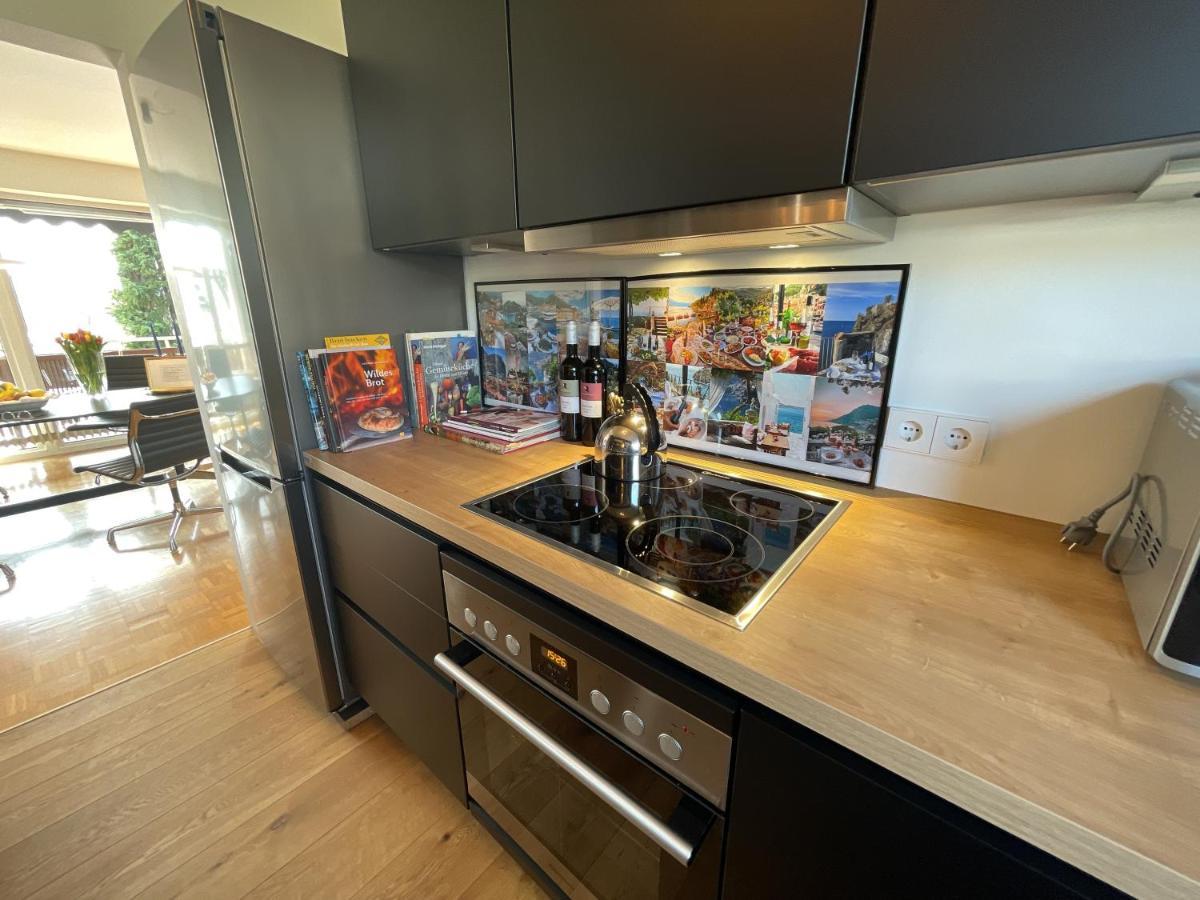 Esslingen Apartment: Long-Stay Comfort near Stuttgart Messe & Airport Altbach Exterior photo