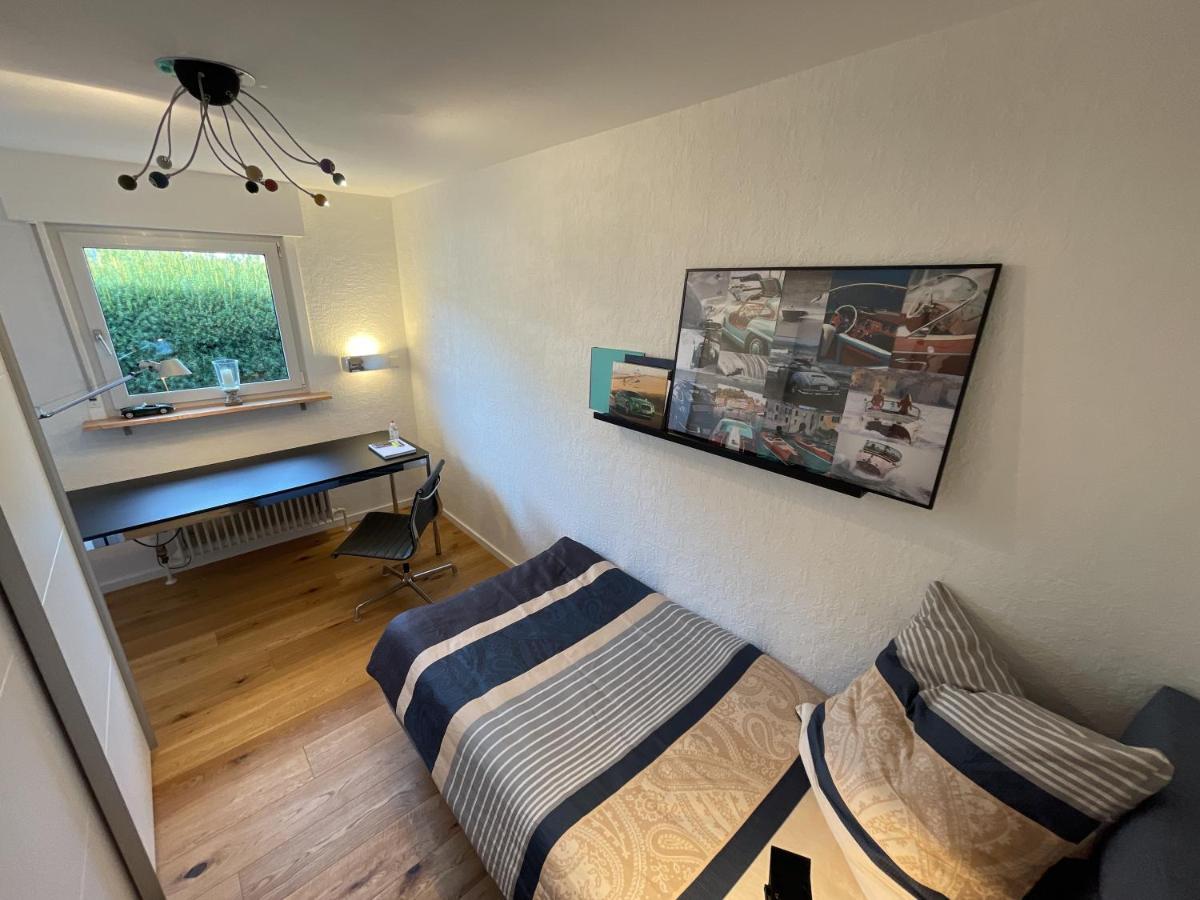 Esslingen Apartment: Long-Stay Comfort near Stuttgart Messe & Airport Altbach Exterior photo