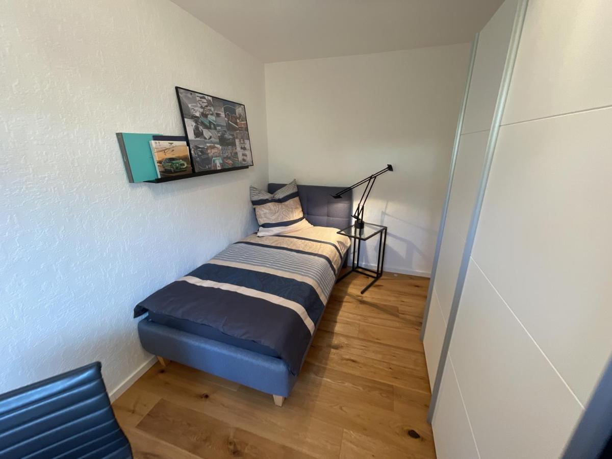 Esslingen Apartment: Long-Stay Comfort near Stuttgart Messe & Airport Altbach Exterior photo